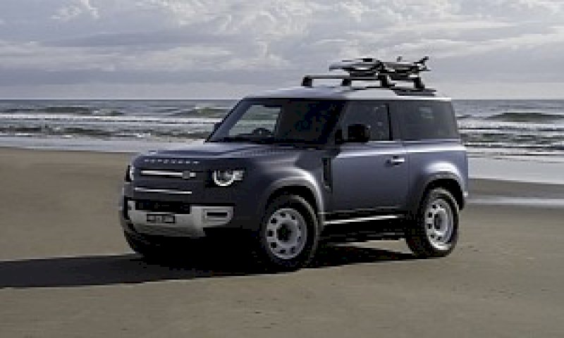defender-pacific-blue-edition-is-in-search-of-the-perfect-wave,-only-15-people-can-get-it