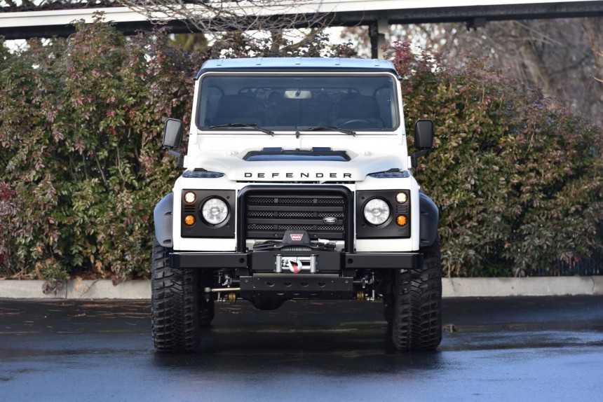 1985 Land Rover Defender with supercharged 6.2 liter LS3 V8