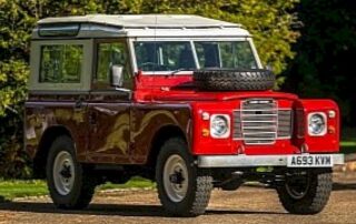jay-kay-used-this-restored-land-rover-series-3-county-safari-to-take-his-kids-to-the-beach