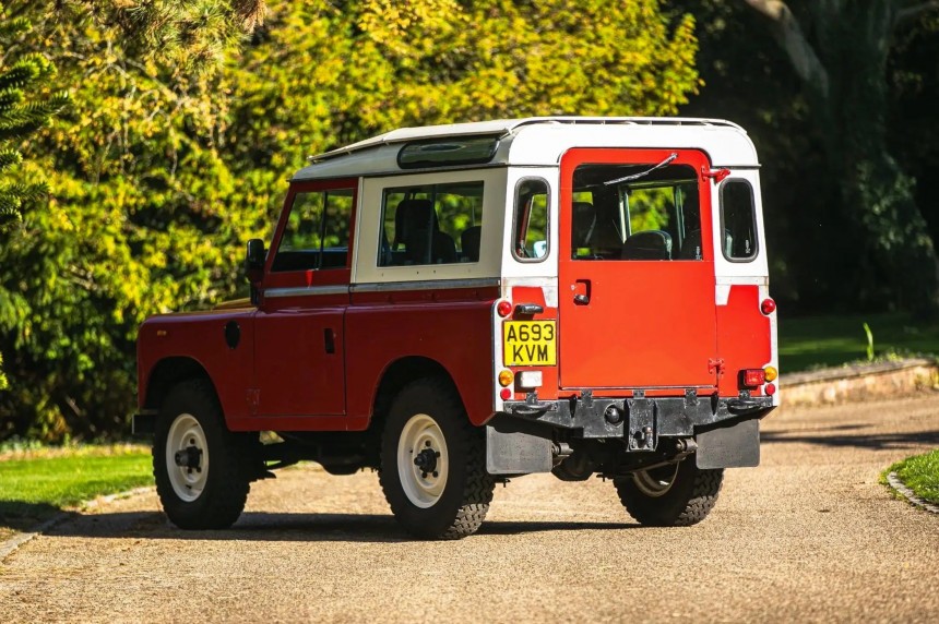 1983 Land Rover Series 3 County Safari