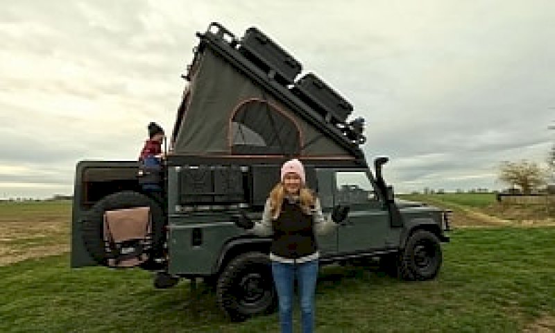 fully-equipped-land-rover-defender-is-the-ultimate-overland-camper,-will-make-you-drool