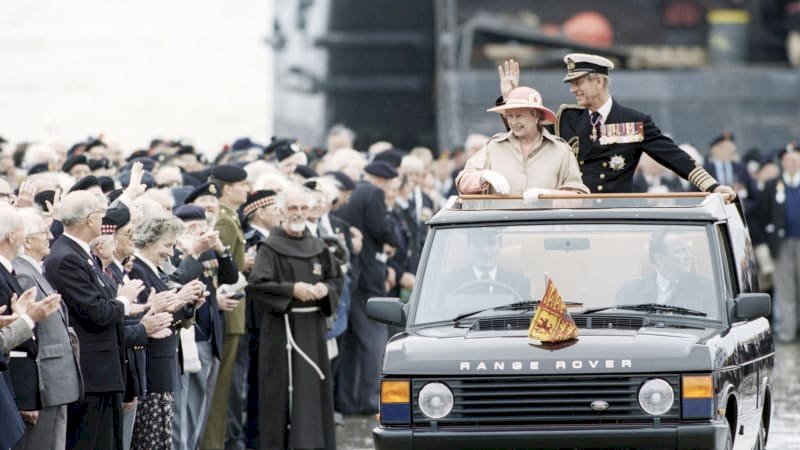 land-rover-will-celebrate-ties-to-uk-royal-family-at-pebble-beach-–-autoblog